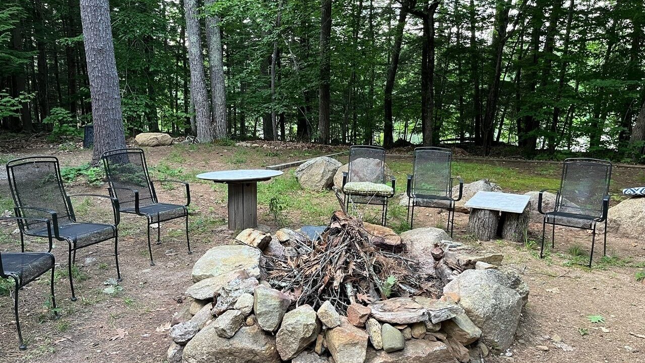 Photo of Outdoor in Gray