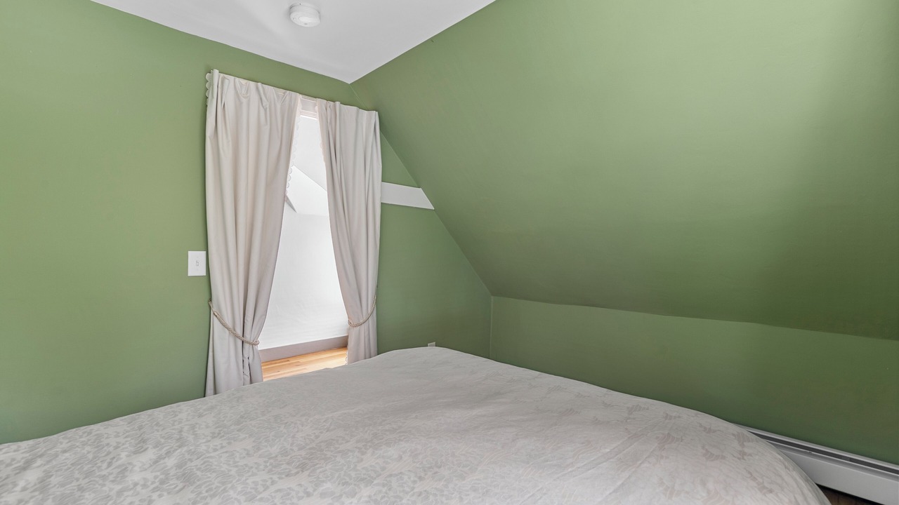 Photo of Bedroom in Mystic