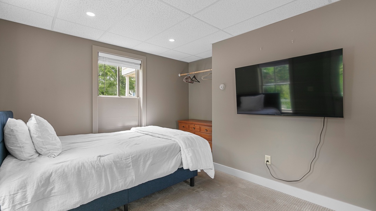 Photo of Bedroom in Mystic