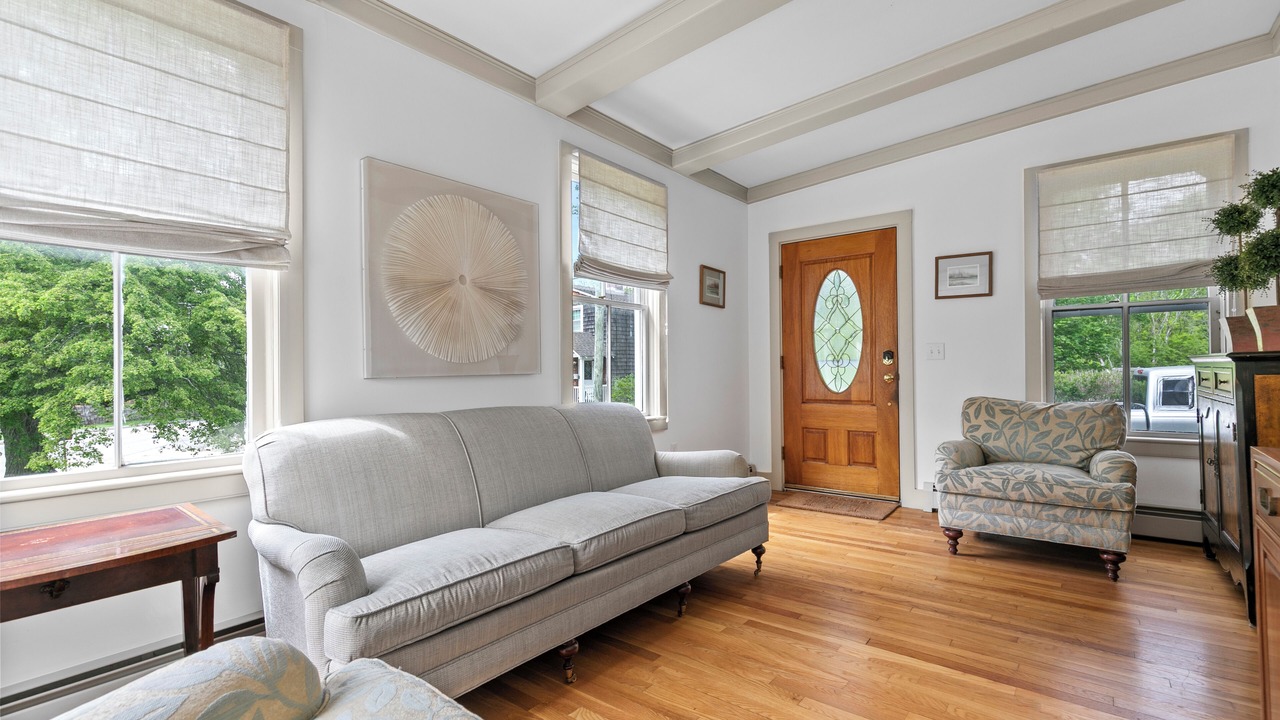 Photo of Livingroom in Mystic