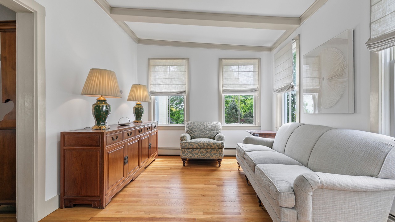 Photo of Livingroom in Mystic
