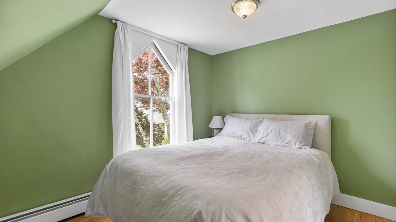 Photo of Bedroom in Mystic
