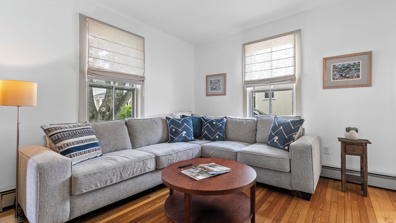 Photo of Livingroom in Mystic