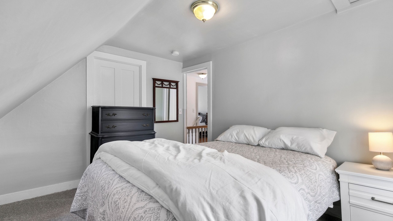 Photo of Bedroom in Mystic