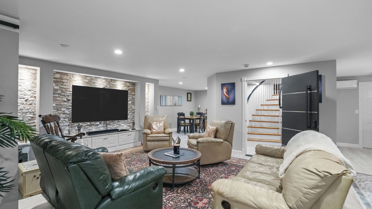 Photo of Livingroom in Westport