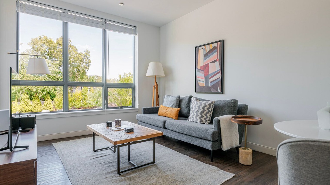 Photo of Livingroom in Newtonville