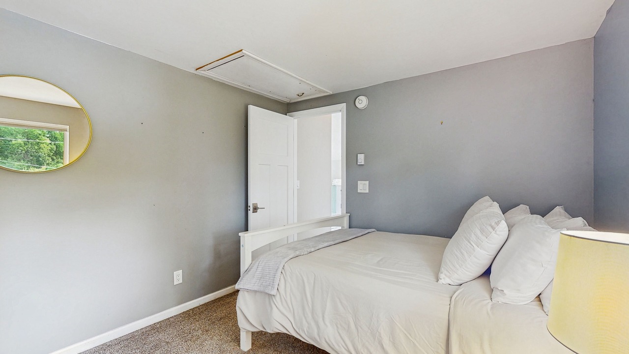 Photo of Bedroom in Malletts Bay
