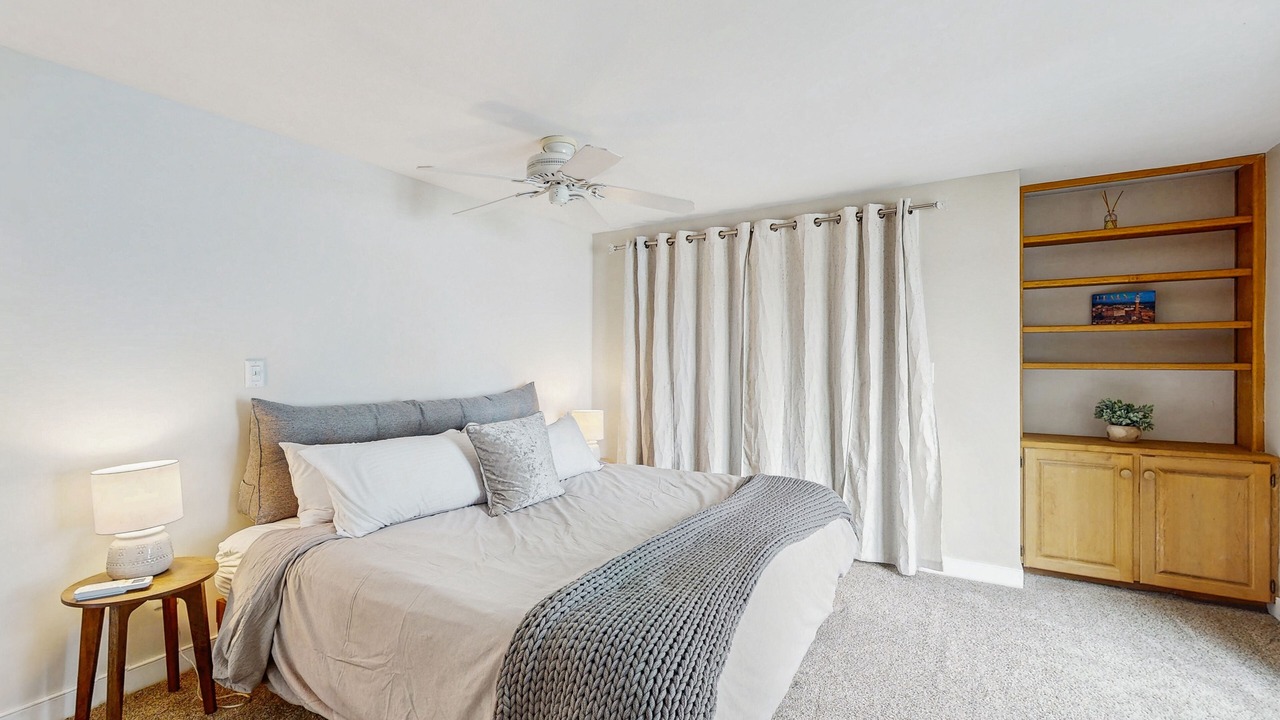 Photo of Bedroom in Malletts Bay