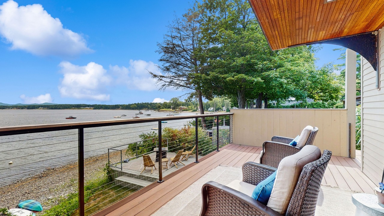 Photo of Patio Balcony in Malletts Bay