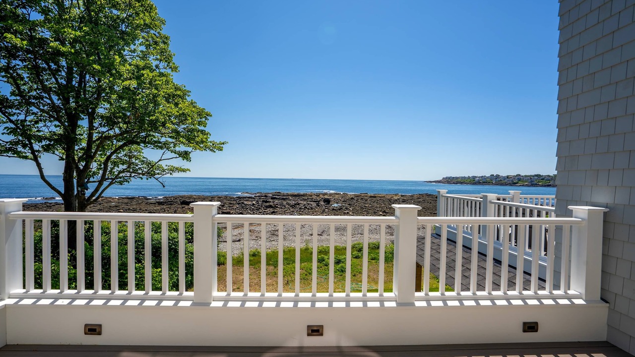 Photo of Patio Balcony in York Beach