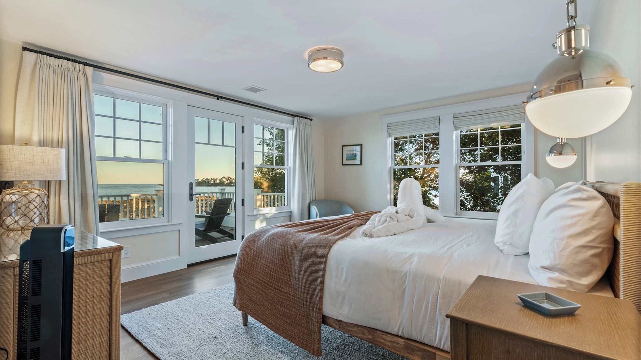 Photo of Bedroom in York Beach
