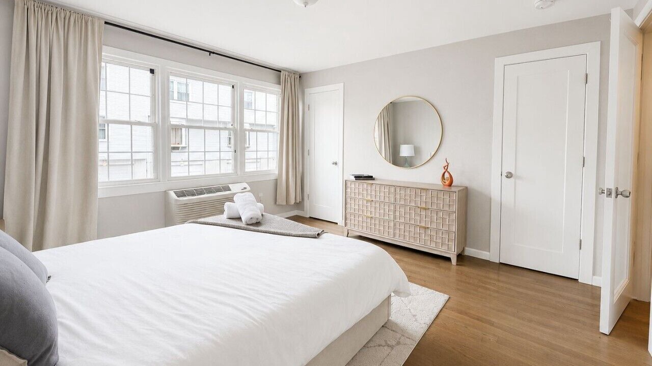 Photo of Bedroom in West New Haven