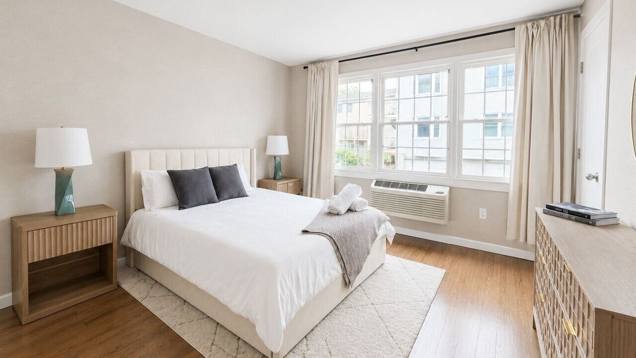 Photo of Bedroom in West New Haven