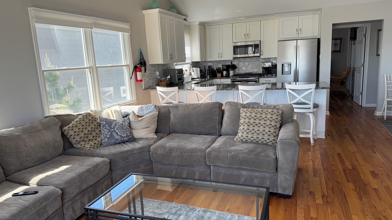 Photo of Livingroom in Ship Bottom