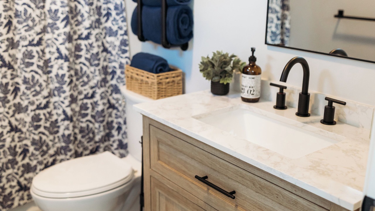 Photo of Bathroom in Bliss Corner