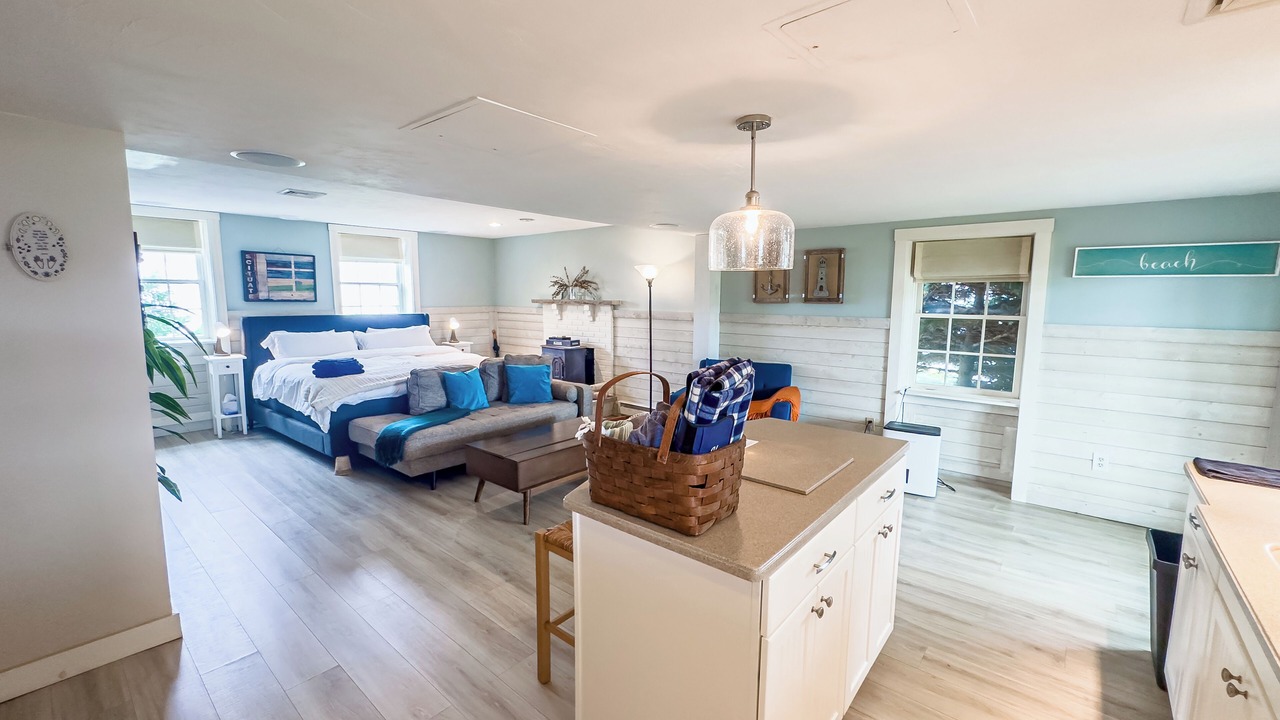 Photo of Bedroom in Minot