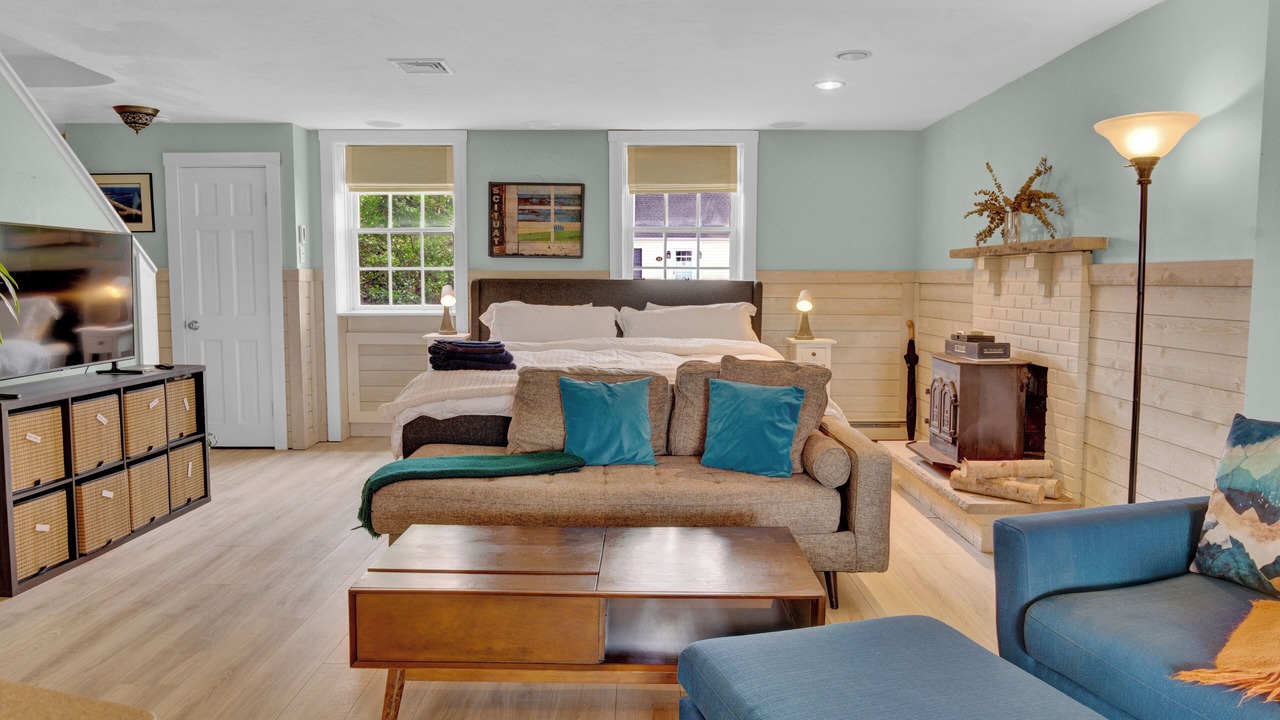 Photo of Bedroom in Minot