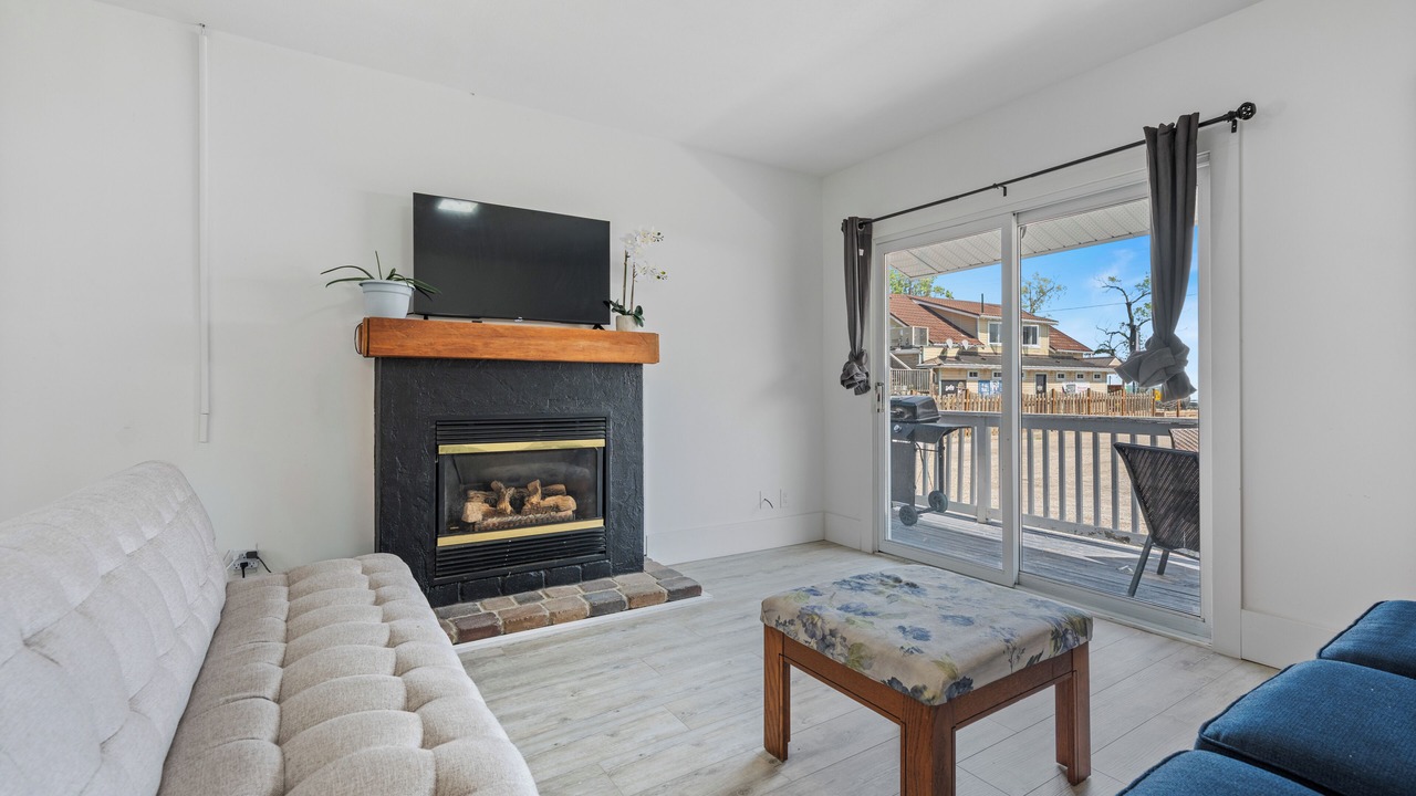 Photo of Livingroom in Turkey Point
