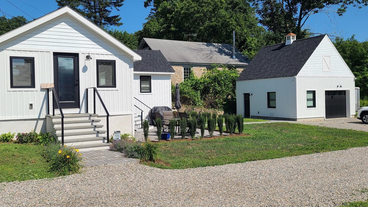 Photo of Outdoor in Stonington