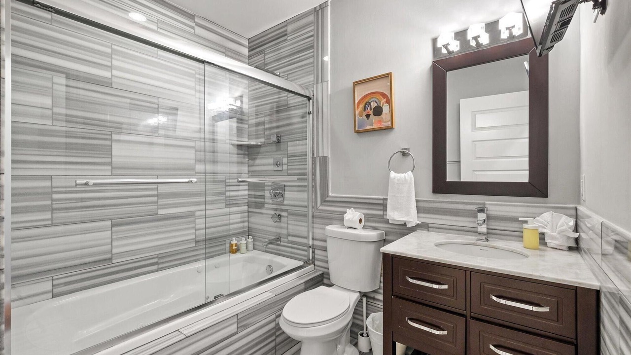 Photo of Bathroom in Olde Kensington