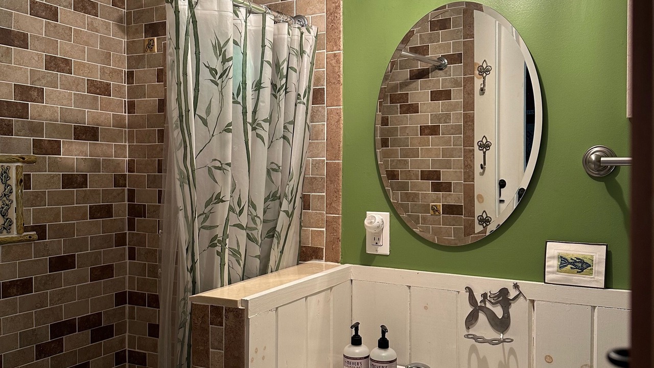 Photo of Bathroom in Wardsboro