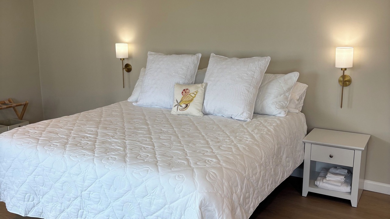 Photo of Bedroom in Eastward Look