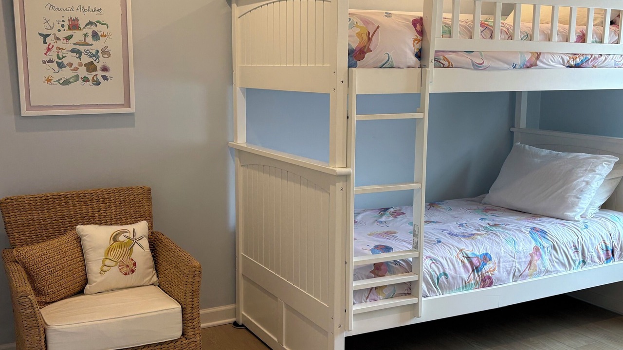 Photo of Bedroom in Eastward Look
