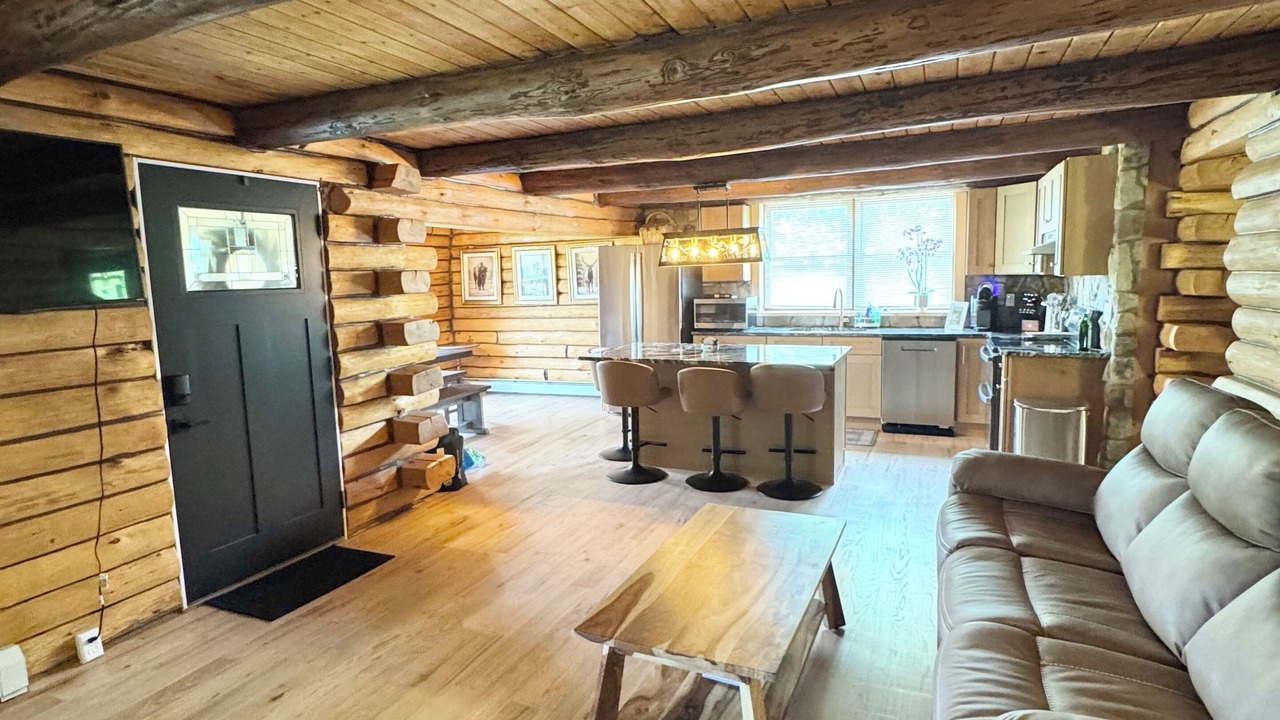 Photo of Livingroom in Oneonta