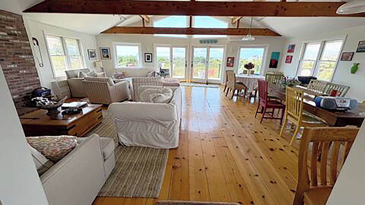 Photo of Livingroom in North Truro