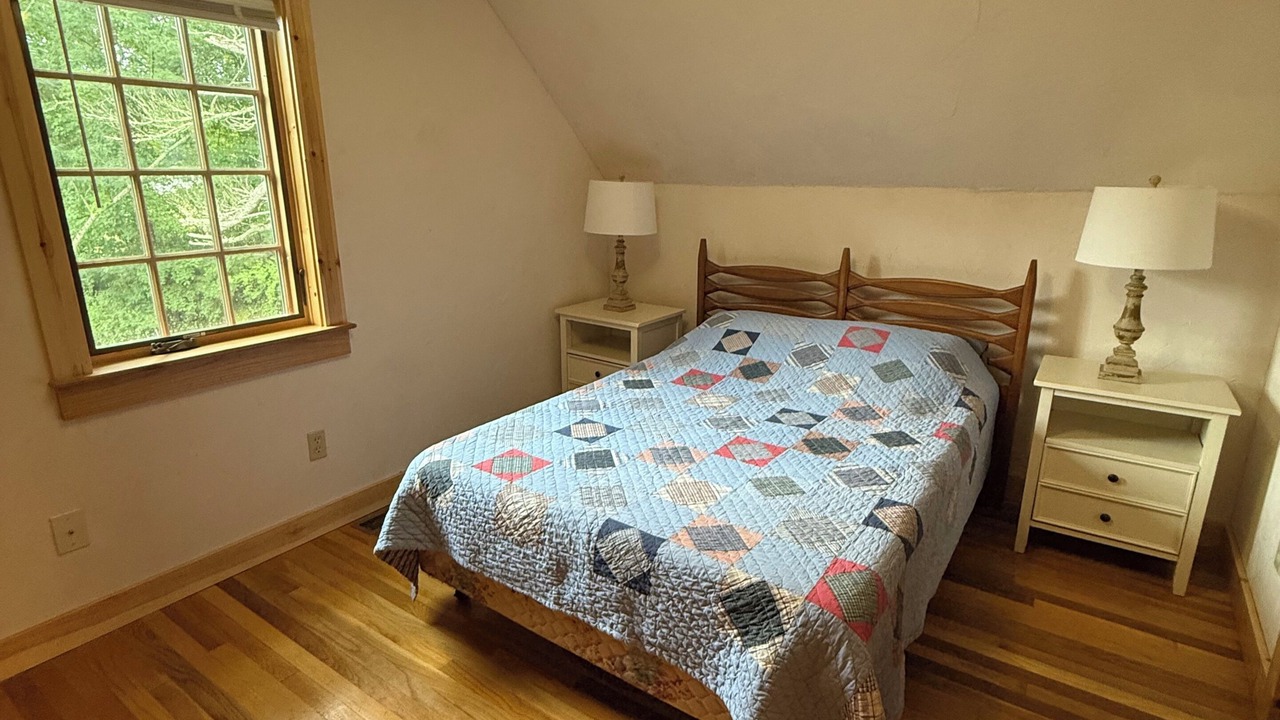 Photo of Bedroom in Shushan