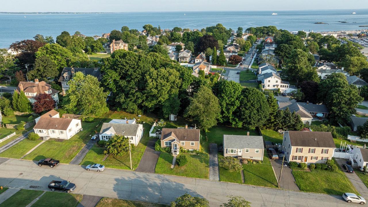 Photo of Outdoor in New London