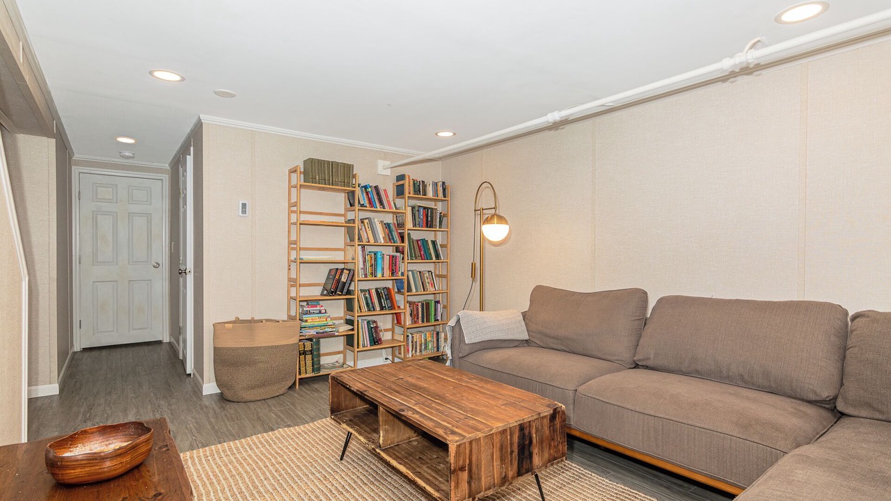 Photo of Livingroom in New London