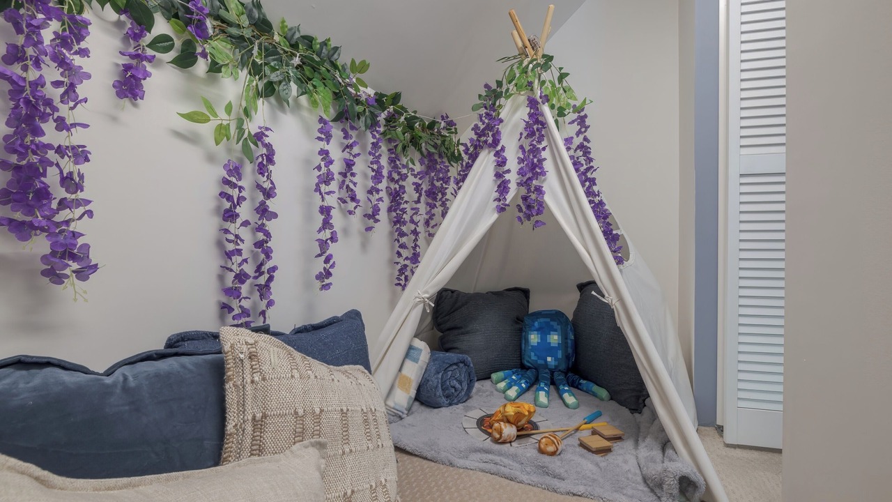 Photo of Bedroom in Ellsworth