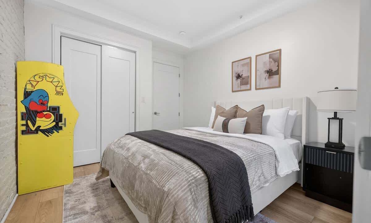 Photo of Bedroom in Griggs Park