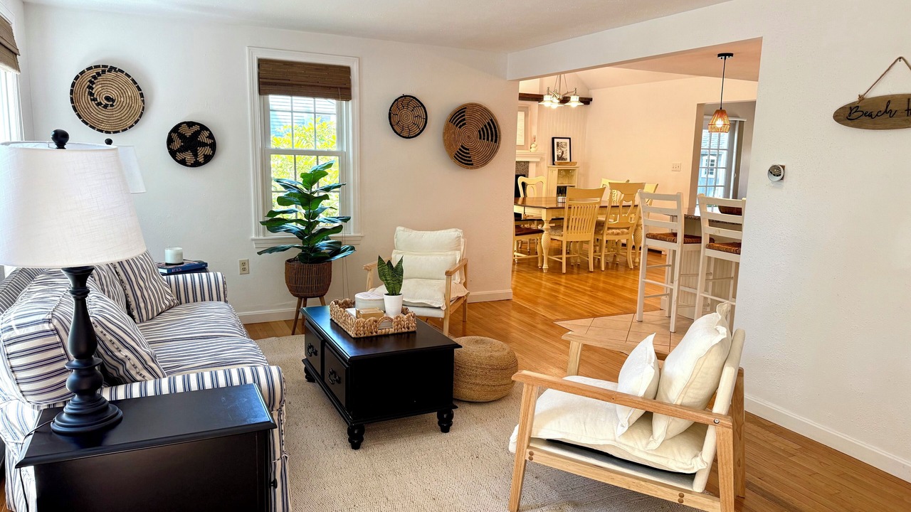 Photo of Livingroom in Mashpee