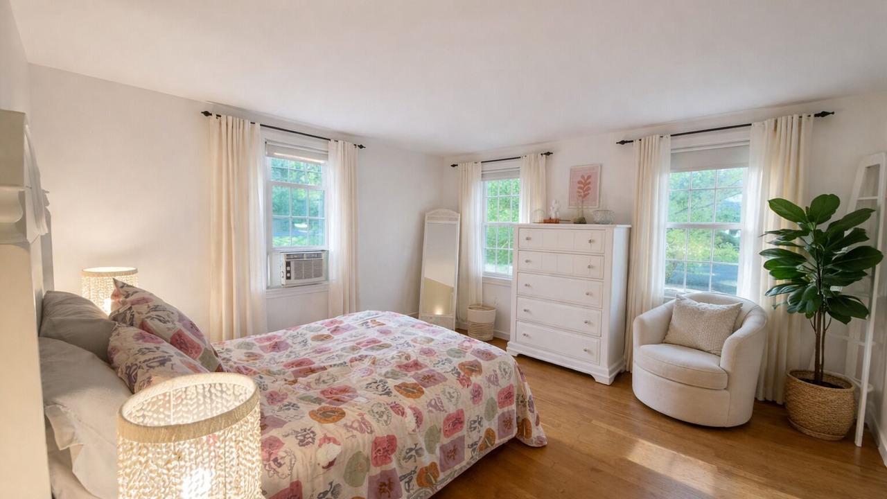 Photo of Bedroom in Mashpee