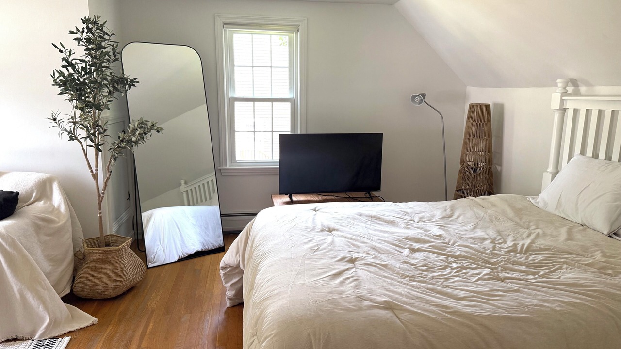 Photo of Bedroom in Mashpee