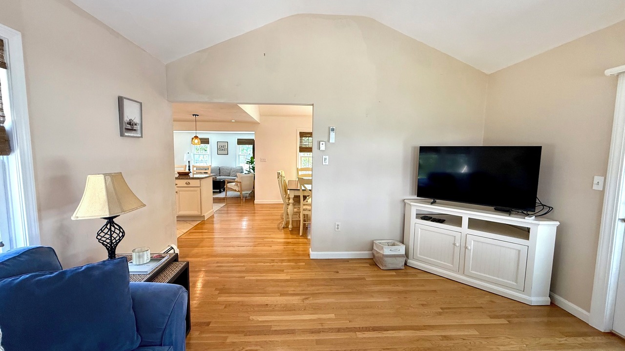 Photo of Livingroom in Mashpee