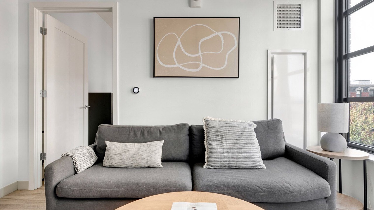 Photo of Livingroom in South of Washington