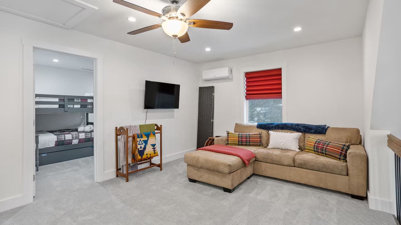 Photo of Bedroom in Albrightsville