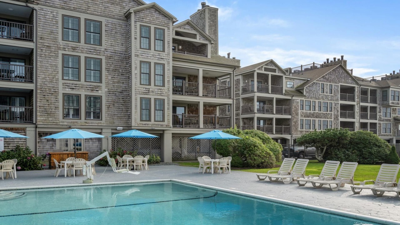 Photo of Outdoor in Yachting Village