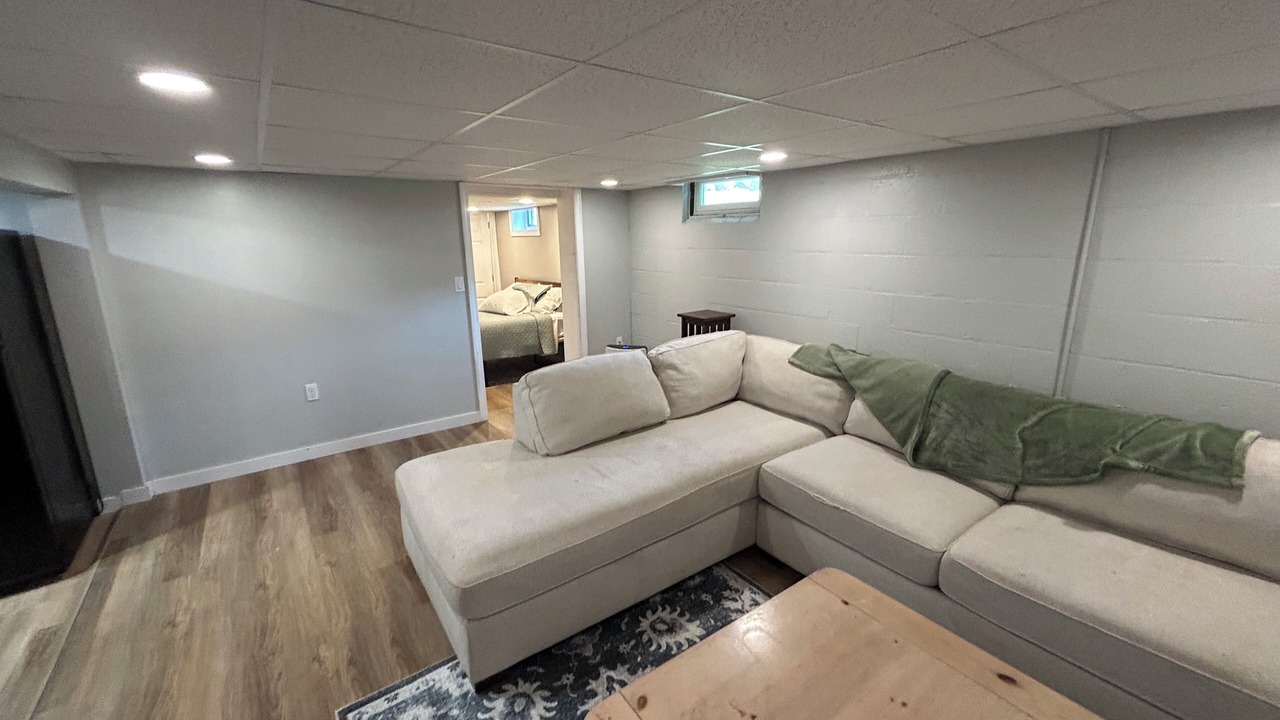 Photo of Livingroom in Exeter