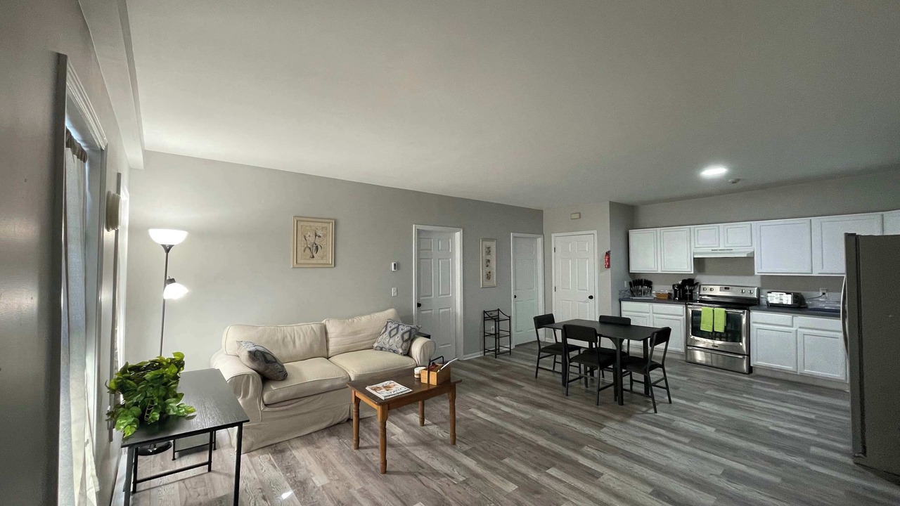 Photo of Livingroom in Southbury