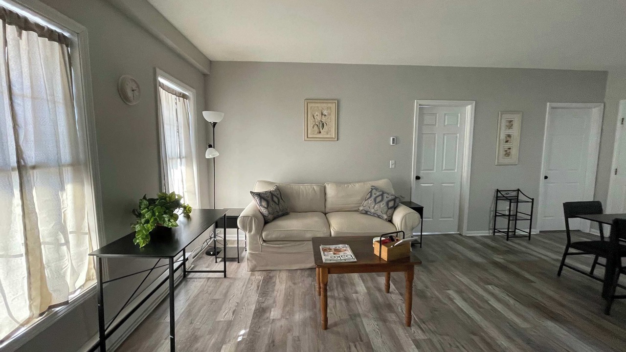 Photo of Livingroom in Southbury