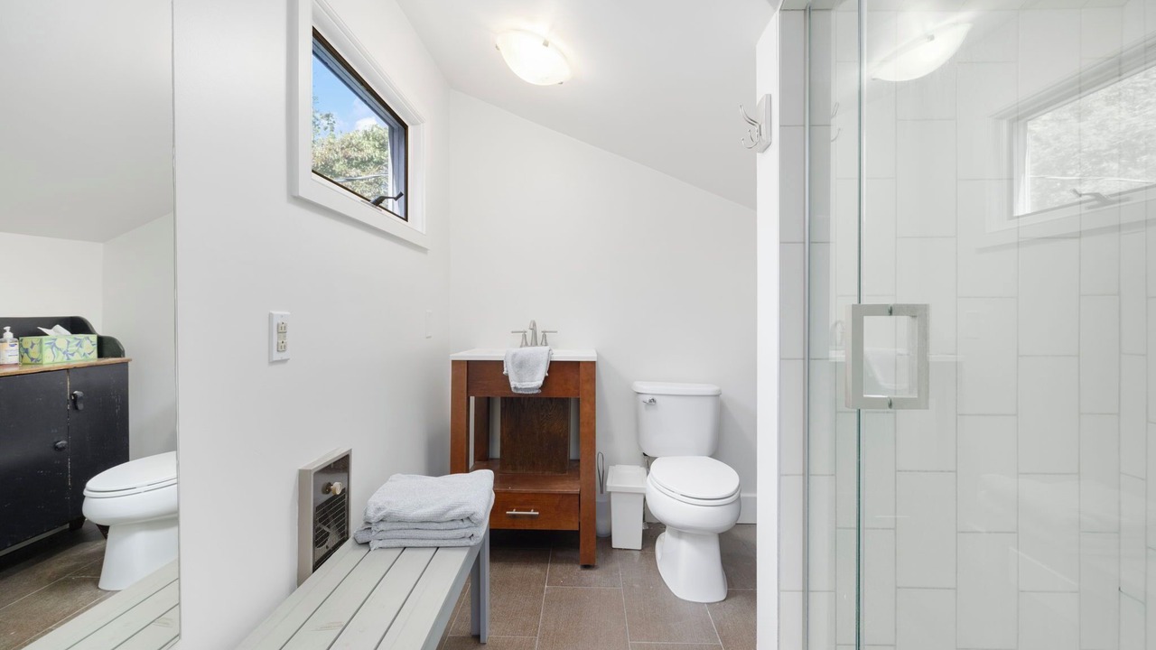 Photo of Bathroom in Haversham