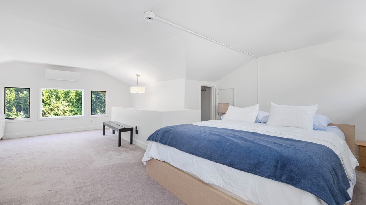 Photo of Bedroom in Haversham