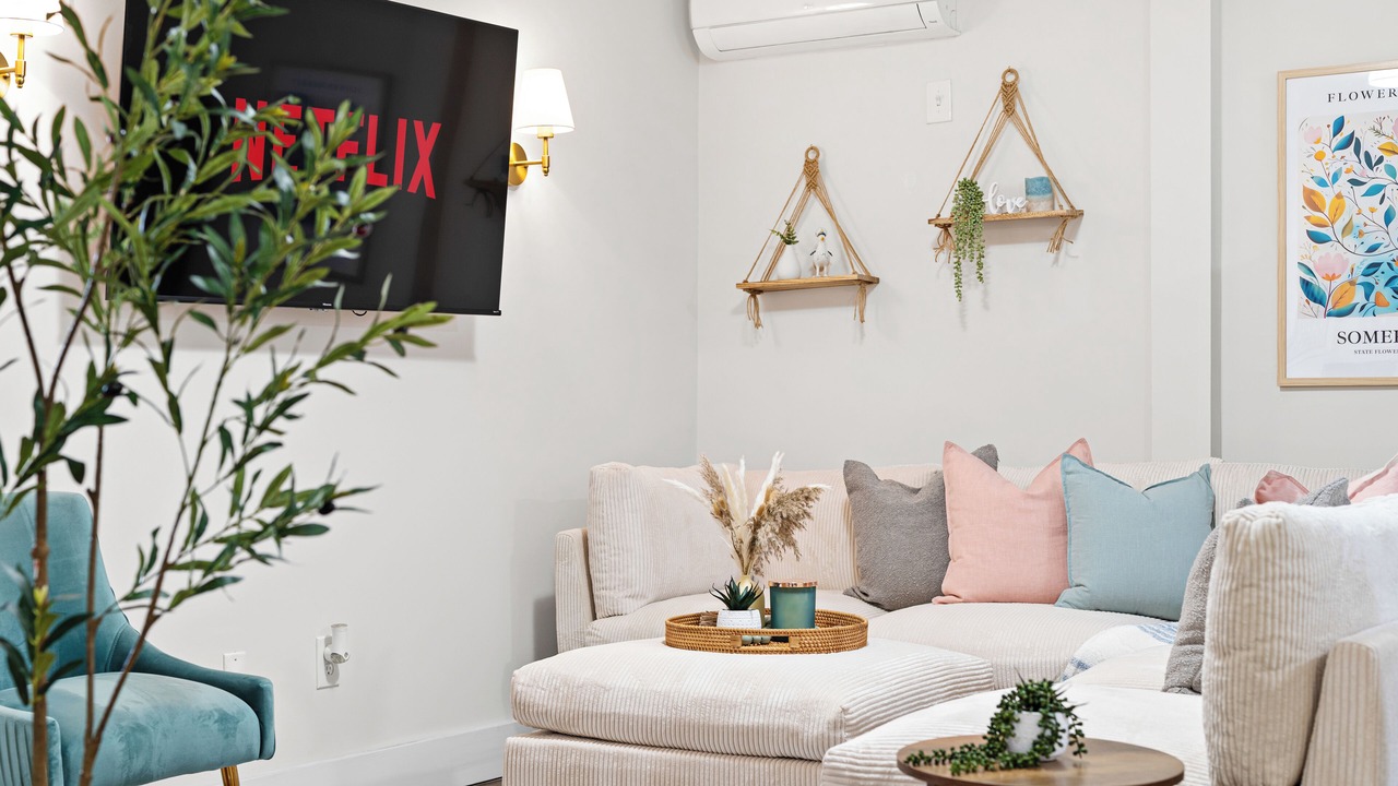 Photo of Livingroom in Ward Two