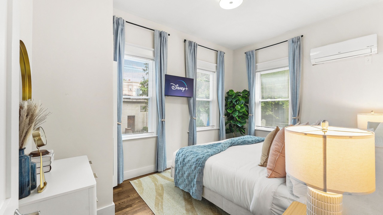 Photo of Bedroom in Ward Two