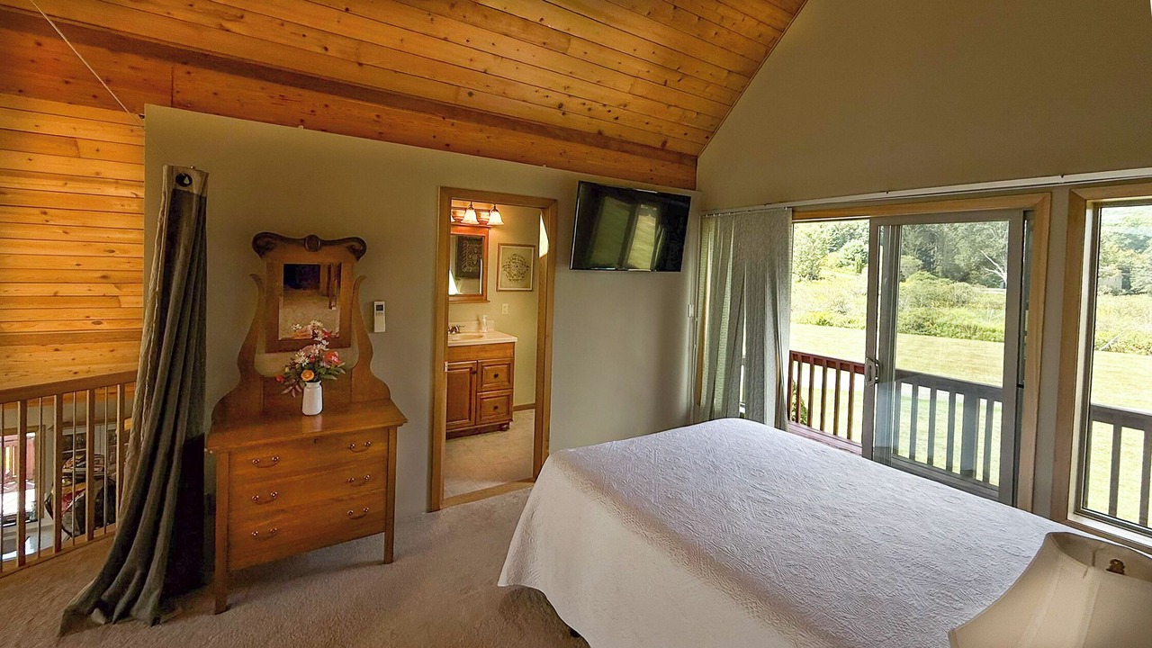 Photo of Bedroom in Cooperstown