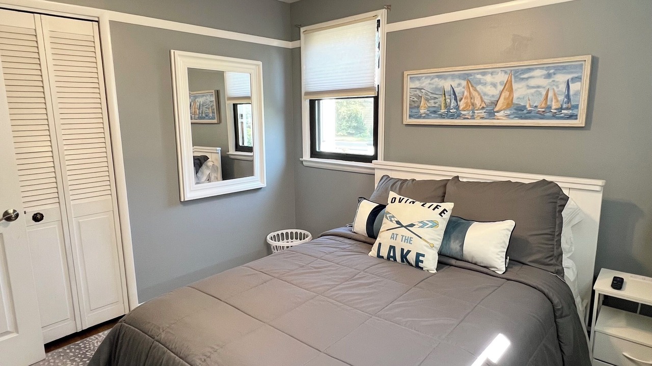 Photo of Bedroom in Lake Hopatcong